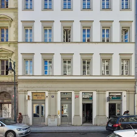 Days - Maisonette With Ac And 2 Bathrooms In New Town * Praag